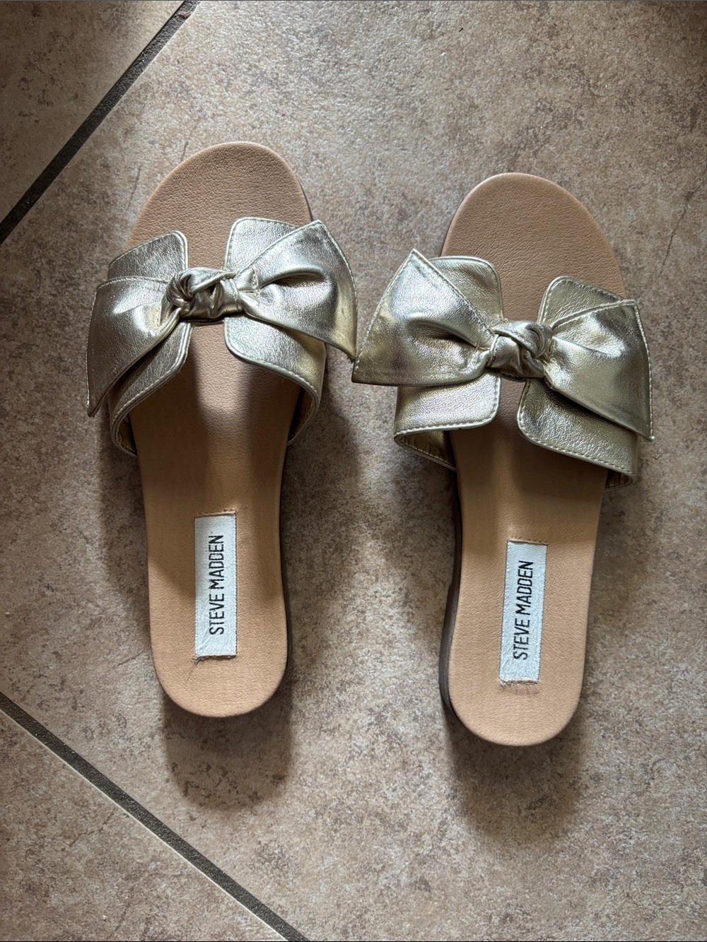 Steve Madden Metallic Gold Knot Bow Slide Sandals